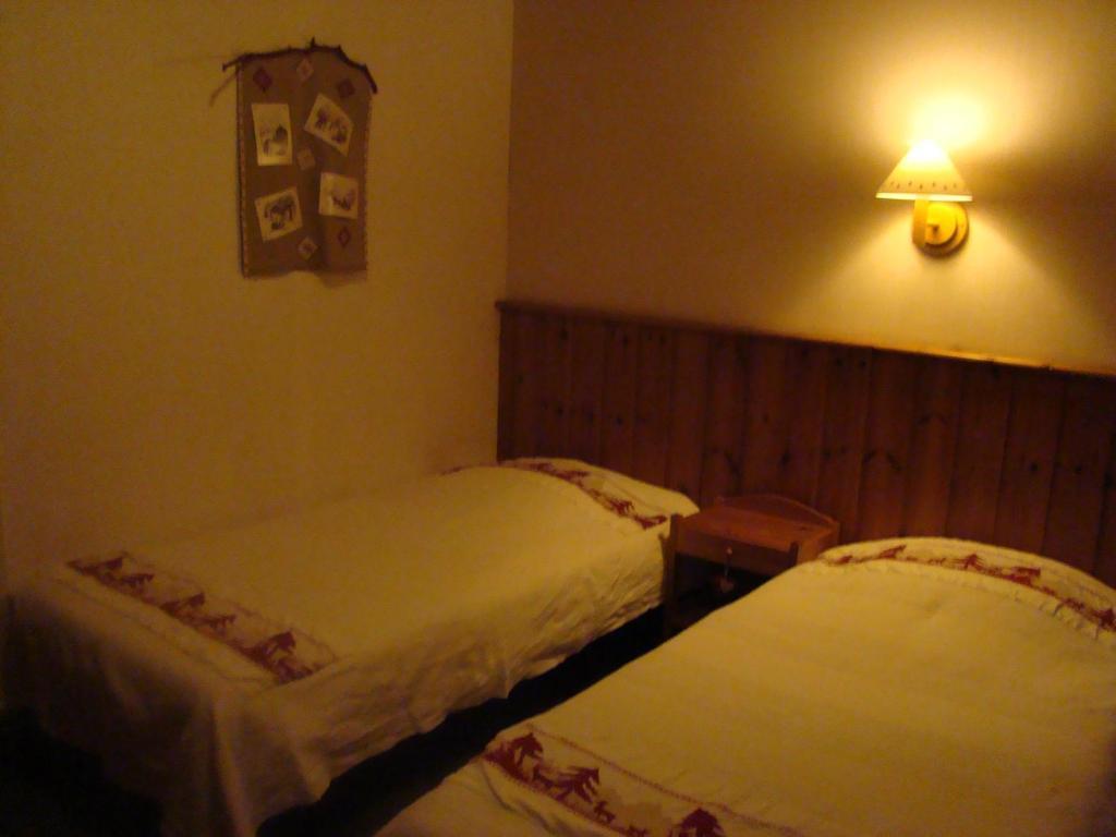 Auberge Saint Antoine Pelvoux Δωμάτιο φωτογραφία